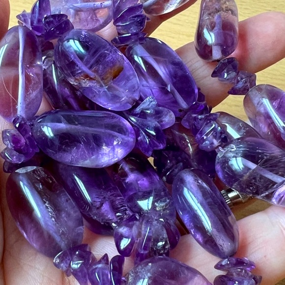 VINTAGE LARGE NATURAL AMETHYST BEADS LONG NECKLACE STATEMENT VERSATILE